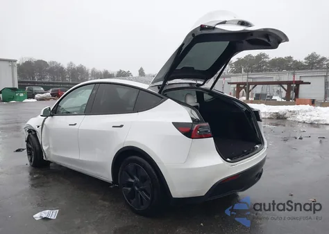 2024 Tesla Model Y Long Range Dual Motor All-Wheel Drive из США, поврежденный, VIN 7SAYGDEE0RF170774